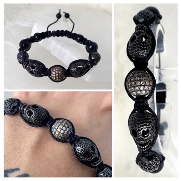 men or women Rock chic black rodhium & 2 cz skulls onyx macrame bracelet - Picture 2 of 13